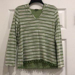 Crown&Ivy long sleeve shirt with hood